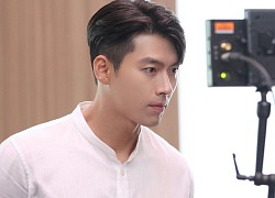 Loạt khoảnh khắc hậu trường của Hyun Bin lại gây xôn xao mạng xã hội chỉ vì lý do này