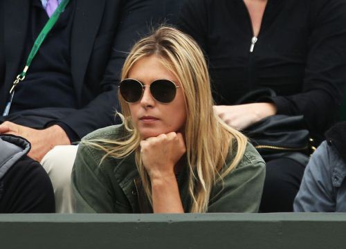 Sharapova và sự cố gây 'bão mạng' sau lời khen David Beckham