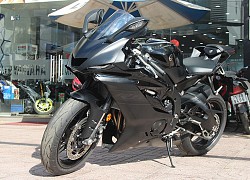 Sportbike Yamaha R6 giá 599 triệu đồng