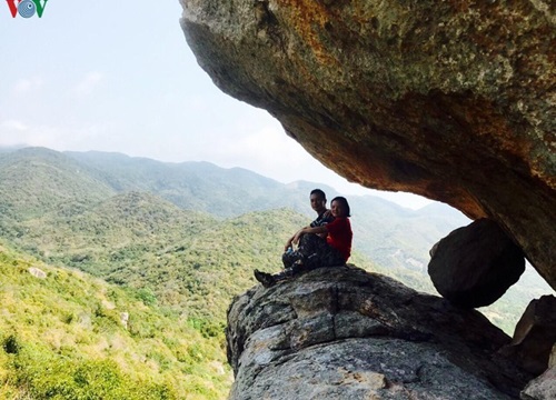 Trekking chinh phục suối Lồ Ô đỉnh Đá Đỏ (Ninh Thuận)