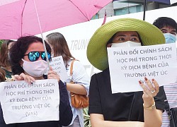 'Trường Việt Úc nên thu hồi quyết định từ chối 40 học sinh'