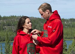 13 khoảnh khắc diện đồ 'ton-sur-ton' cực tình của William và Kate Middleton