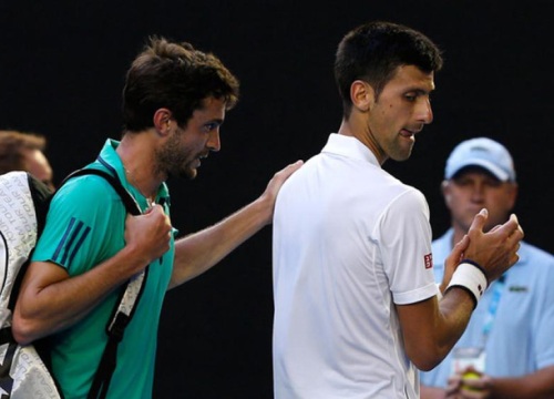 Djokovic mưu phá kỷ lục của Federer, SAO tennis Pháp cảnh báo hậu quả