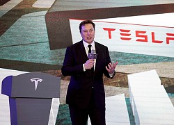 Elon Musk giàu hơn Warren Buffett