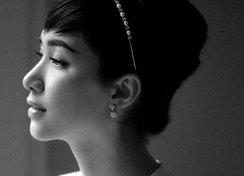 Hòa Minzy hóa thân Audrey Hepburn