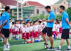 Ngọc Hải, Nguyên Mạnh tập 'gõ đầu trẻ' tại Nghệ Football của Trọng Hoàng