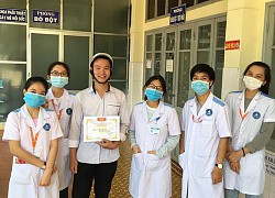 Vui - Buồn chuyện "khoe" thành tích học tập