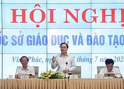 Bộ trưởng Phùng Xuân Nhạ: Tránh lạm dụng giấy khen dẫn đến "tác dụng ngược"