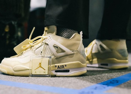 Giày Off-White x Air Jordan 4 Sail bị chê rẻ tiền vẫn sẽ cháy hàng?