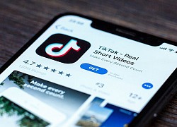 'Nạn nhân' đầu tiên của iOS 14