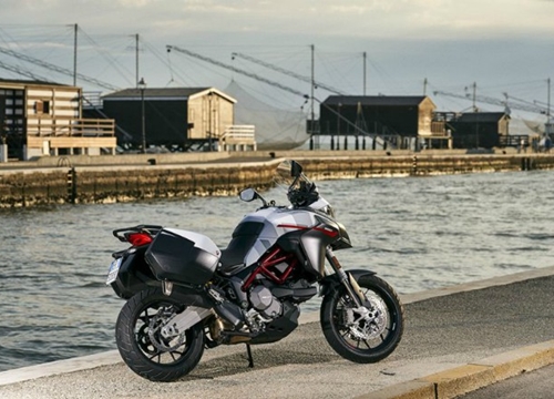 Ngắm xích thố vương 2020 Ducati Multistrada 950 S màu trắng GP