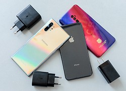 Smartphone cao cấp ngày càng mất giá