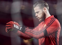 Solskjaer trấn an De Gea trước cột mốc 400 trận