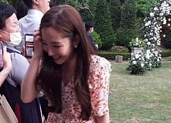 'Thư ký Kim' Park Min Young chiếm spotlight khi đi dự đám cưới nhà người ta