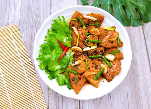 Chả cá rim nước dừa