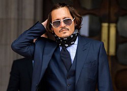 "Cướp biển" Johnny Depp tiết lộ thu nhập gây sốc