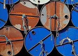 Giá dầu hôm nay: OPEC+ nới lỏng cắt giảm sản lượng, giá dầu Brent giảm