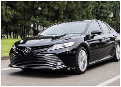 Giá xe ô tô hôm nay 16/7: Toyota Camry có giá 1,029-1,235 tỷ đồng