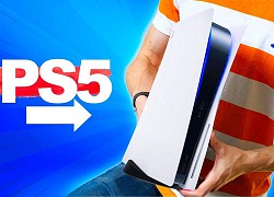 PS5 có trọng lượng khoảng 4,78kg, nặng gần gấp đôi PS4