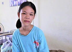 Ba nhập viện, mẹ phải nghỉ bán rau, gánh nặng dồn lên vai Thanh Nga Bento: Có 3 triệu đập ống heo cũng sắp hết rồi...