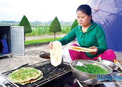 Bánh tráng mắm ruốc