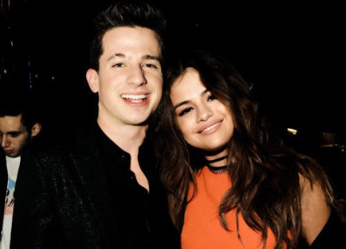 Charlie Puth gây phẫn nộ khi thừa nhận nôn oẹ trên phim trường và nguyên nhân liên quan đến... Selena Gomez