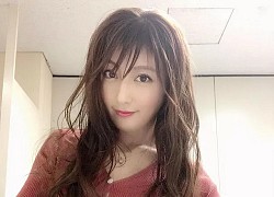 Chồng thất nghiệp, gia đình khó khăn, nữ Youtuber xinh đẹp bất đắc dĩ phải cởi áo khoe vòng một để quảng bá kênh Youtube