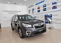 Cuối tháng 7, ô tô tiếp tục giảm giá sâu đến 300 triệu đồng