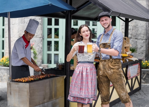 Không cần đi xa, du khách khám phá thế giới thu nhỏ tại Ba Na Hills