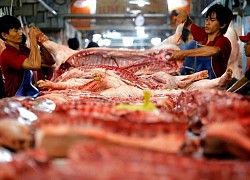 Nêu tên nhiều doanh nghiệp không giảm giá thịt lợn