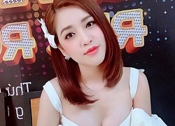 Ngày thường toàn diện áo bà ba, Puka gợi cảm với bikini xanh neon nổi bật