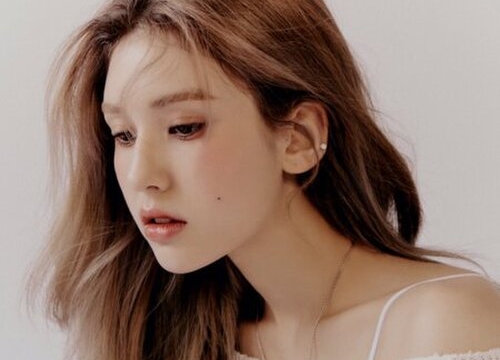 Somi liên tục nhá hàng tạo hình MV What You Waiting For, fan thắc mắc liệu có bao nhiêu concept cho lần trở lại này?
