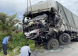 Tài xế xe tải kể lại giây phút xe khách 'đấu đầu' khiến 8 nguời chết