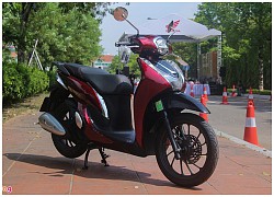 Xe tay ga tầm 60 triệu chọn Honda SH Mode hay Piaggio Liberty?