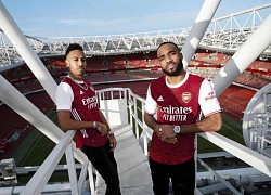 Aybameyang và Lacazette tươi rói trong bộ áo đấu mùa 2020/21 của Arsenal