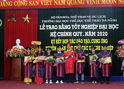 ĐH Thể dục Thể thao Đà Nẵng trao bằng tốt nghiệp cho hơn 300 tân Cử nhân