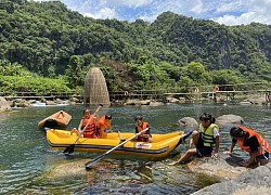 Du khách ùn ùn kéo đến Đà Lạt, Nha Trang, Quảng Bình