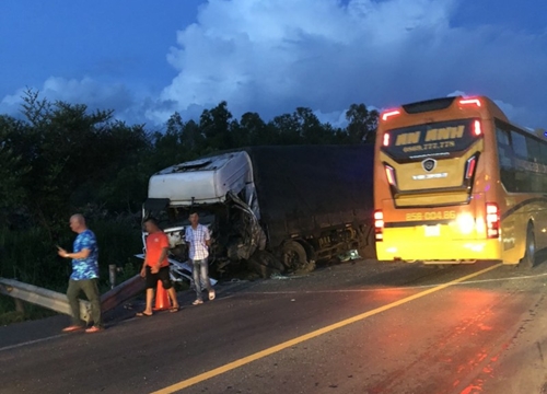 Giải pháp nào để ngăn ngừa TNGT nghiêm trọng vào ban đêm?