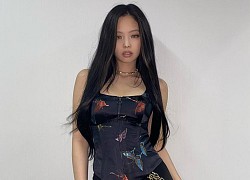 Jennie và Joy 'đụng hàng' bộ quần áo giá 1.180 USD