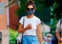 Katie Holmes đeo khẩu trang, một mình ra phố đi dạo ở New York