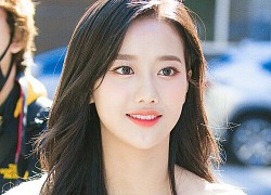 Naeun (APRIL) - nàng thơ xinh hơn hoa bị bạn học tố bạo lực học đường: 'Con đó như bị khuyết tật'