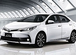 Toyota Corolla Altis giảm giá cực mạnh tại VN, xuống mức 'đáy' mới đe Mazda 3, Honda Civic