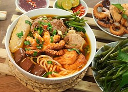 Thử làm món canh bún bạch tuộc giai giòn sần sật