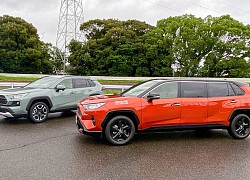 Toyota RAV4 phiên bản limousine chính hãng