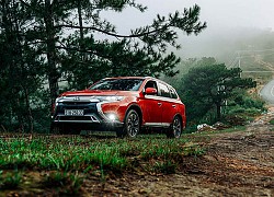 Trải nghiệm xe Mitsubishi Outlander phiên bản nâng cấp, quá đủ cho gia đình Việt