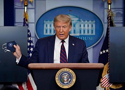 Trump nỗ lực 'gỡ điểm' trước Covid-19