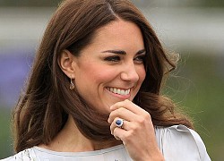 Câu chuyện cảm động đằng sau chiếc nhẫn đính hôn của Kate Middleton