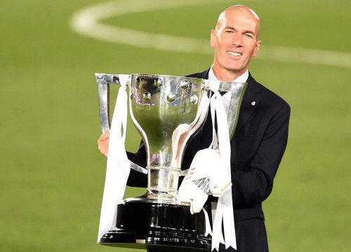 Juventus chào mời HLV Zidane bằng lương kỷ lục