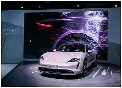 Ra mắt xe điện Porsche Taycan RWD 2020 phiên bản hồng nữ tính