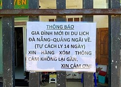 Trở về sau chuyến du lịch Đà Nẵng, cả gia đình treo biển thông báo tự cách ly trước cổng, tự khai báo y tế chẳng cần chờ ai đến nhắc nhở một lời